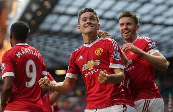 织球员参加 织球员参加